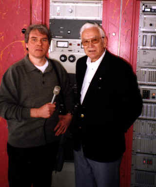 The two Bobs at the Schwarzenburg Shortwave station in 1998